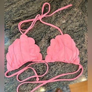 PINK Victoria's Secret Scallop Bikini Top